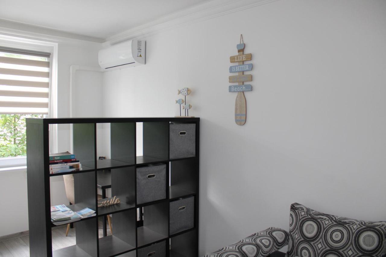 Izzy Apartament Apartment Miskolc Exterior photo